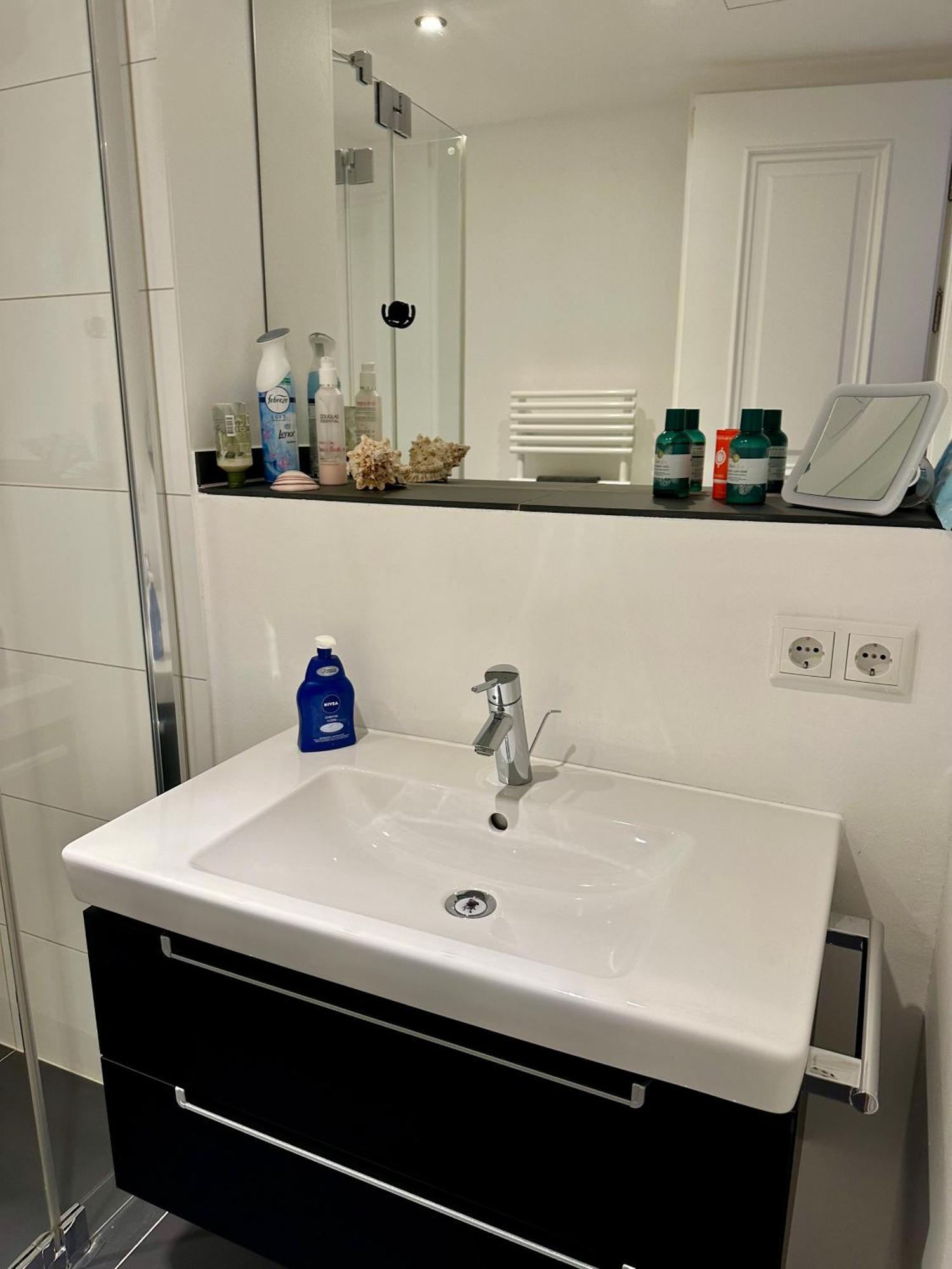 Exklusives Apartment Mit Einmaligem Blick Zur Frauenkirche - Parkplatz Kostenfrei Dresda Esterno foto